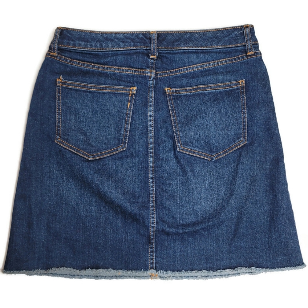 Universal thread raw hem fringe jean denim skirt size 2. - Picture 3 of 6